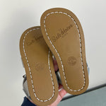 Load image into Gallery viewer, Saltwater Original Girls Silver Sandals 9
