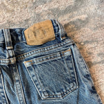 Load image into Gallery viewer, Vintage Gap Easy Fit Blue Jeans 4T
