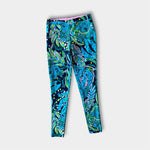 Load image into Gallery viewer, Lilly Pulitzer Luxletic Girls Mini Weekender Legging Low Tide Navy Catty Purrsonality XL
