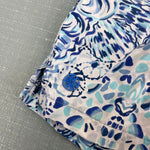Load image into Gallery viewer, Lilly Pulitzer Junior Capri Trunk Resort White Call My Shell Phone XS
