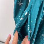 Load image into Gallery viewer, Hanna Andersson Long Sleeve Sparkle Dress Silver Stardust Everglade 120 cm 6-7

