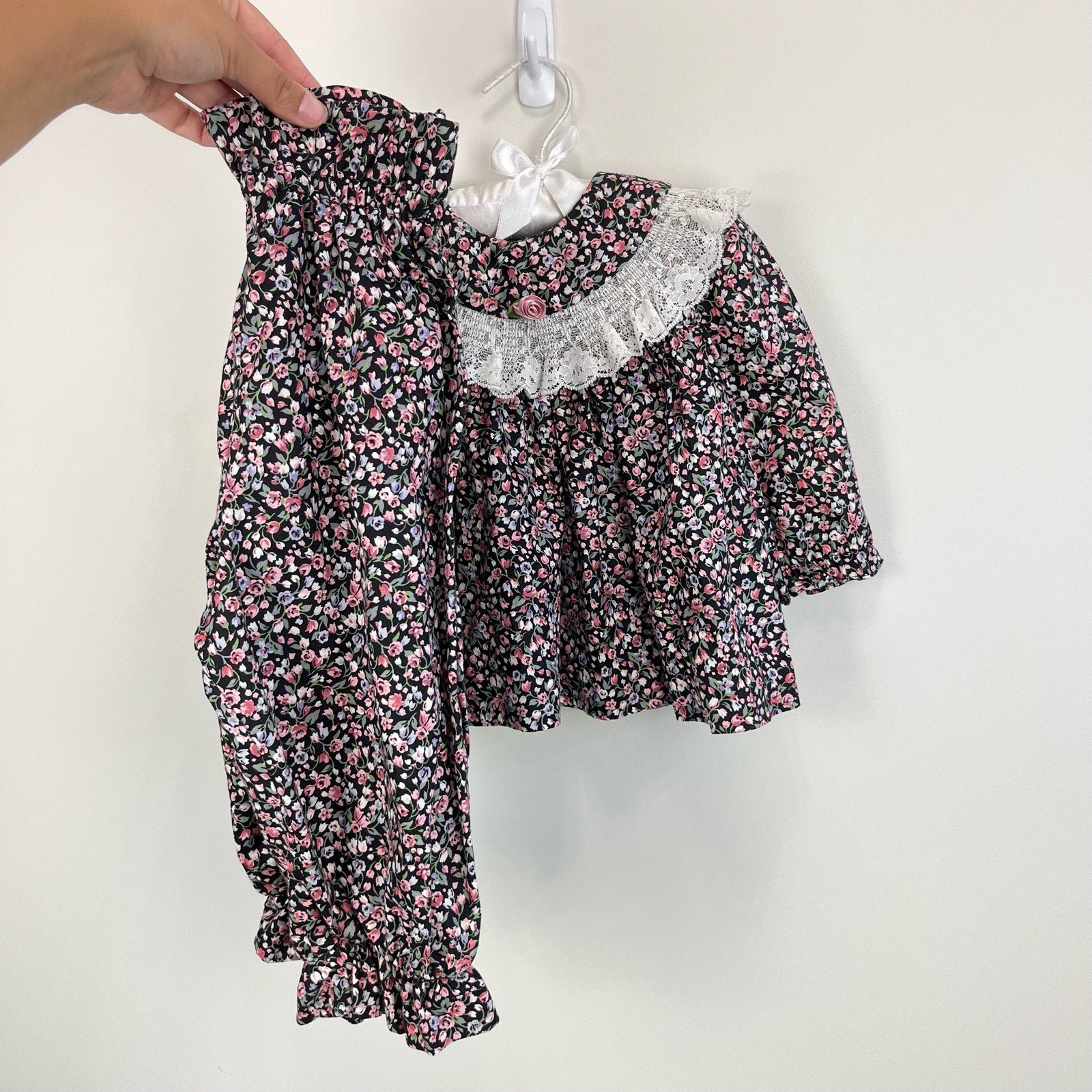 C.I. Castros & Co Floral Lace Outfit 18 Months