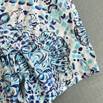 Load image into Gallery viewer, Lilly Pulitzer Junior Capri Trunk Resort White Call My Shell Phone S 4-5
