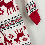 Load image into Gallery viewer, Hanna Andersson Holiday Dear Deer HannaJams Footed Sleeper 75 cm 12-18 Months
