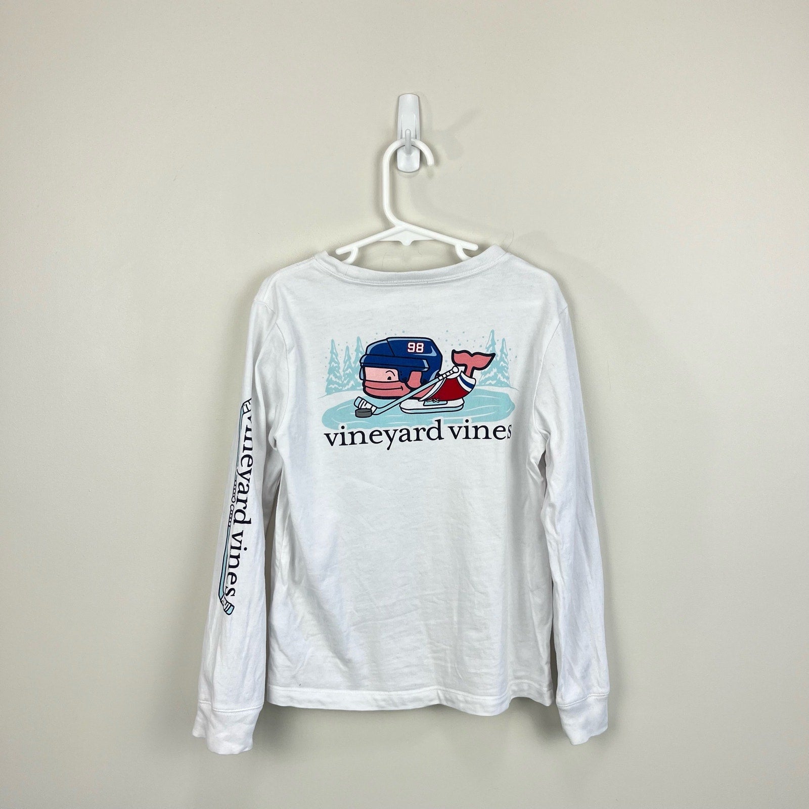 Vineyard Vines Boys' Pond Hockey Whale Long-Sleeve Pocket Tee 6