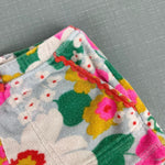 Load image into Gallery viewer, Mini Boden Floral Towelling Shorts 5T
