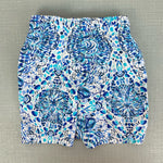 Load image into Gallery viewer, Lilly Pulitzer Junior Capri Trunk Resort White Call My Shell Phone XS
