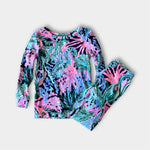 Load image into Gallery viewer, Lilly Pulitzer Girls Sammy Pajama Set Hi Tide Navy Bringing Mermaid Back 2T
