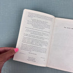 Load image into Gallery viewer, I Survived the Attack of the Grizzlies, 1967 Chapter Book Lauren Tarshis
