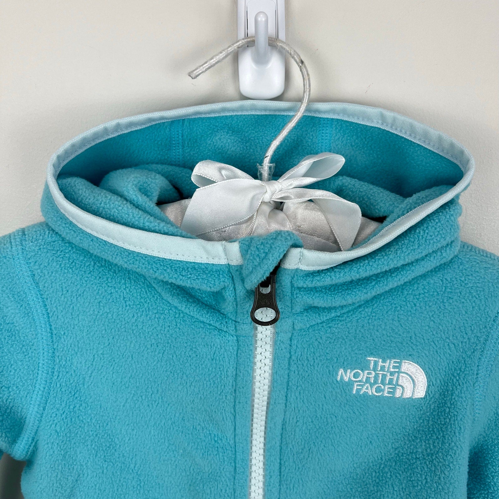 The North Face Girls Glacier Full Zip Hoodie 3-6 Months