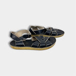 Load image into Gallery viewer, Salt Water Sandals by Hoy Sun-San Swimmer Navy 11
