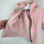 Load image into Gallery viewer, Hanna Andersson Baby Marshmallow Jacket Light Oat Hearts 75 cm 12-18 Months
