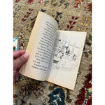 Load image into Gallery viewer, The Sweet Valley Twins Kids 2 Book Lot #11 #15
