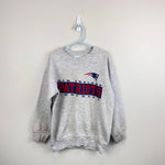 Load image into Gallery viewer, Vintage Salem Sportswear USA New England Patriots Football Sweatshirt 1995 M 10-12
