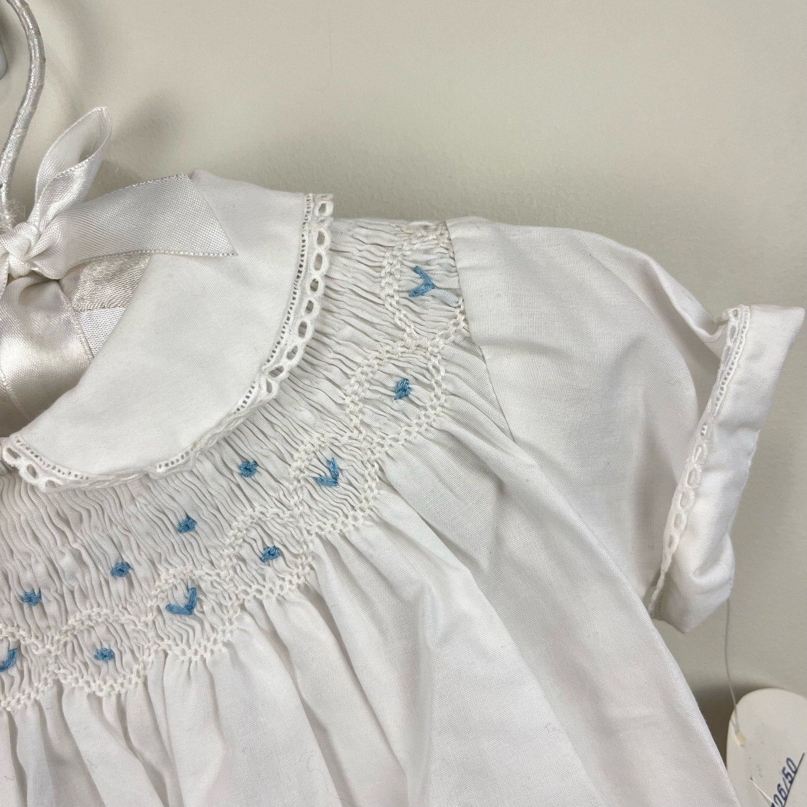 Sarah Louise England Hand Smocked White Bubble Newborn NWT