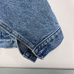 Load image into Gallery viewer, Vintage Gap Blue Jean Trucker Jacket Medium
