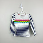 Load image into Gallery viewer, Mini Boden Every Day Breton T-Shirt Navy Ivory Rainbow Wave 3-4
