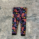Load image into Gallery viewer, Vintage Oobee Doobee Black Paisley Floral Leggings 24 Months USA
