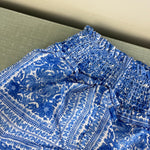 Load image into Gallery viewer, Vineyard Vines Girls Janie Smocked Skirt Blue Floral M 12-14
