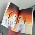 Load image into Gallery viewer, Geronimo Stilton Red Pizzas for a Blue Count Chapter Book
