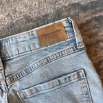 Load image into Gallery viewer, Abercrombie Kids High Rise Wide Leg Jeans 9/10 Long
