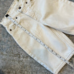 Load image into Gallery viewer, Vintage Levi's Ecru 550 Relaxed Fit Slim Orange Tab Jean Shorts 8
