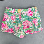 Load image into Gallery viewer, Lilly Pulitzer Girls Midea Shorts Resort White Pear Necessities M 6-7
