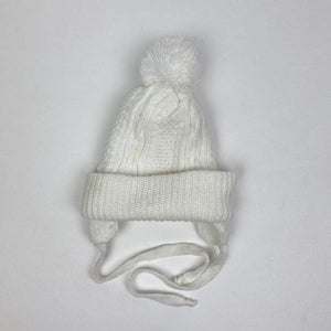 Just Friends Girls 90s Knit White Pom Pom Hat