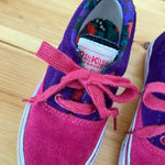 Load image into Gallery viewer, Vintage OshKosh B'gosh Girls Sneakers 8.5
