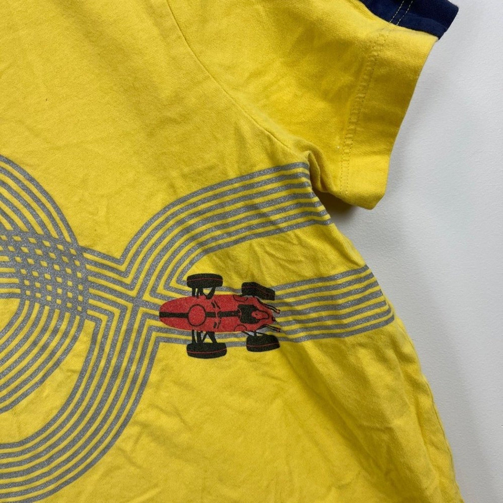 Hanna Andersson Boys Yellow Race Car Tee 120 cm (6-7)