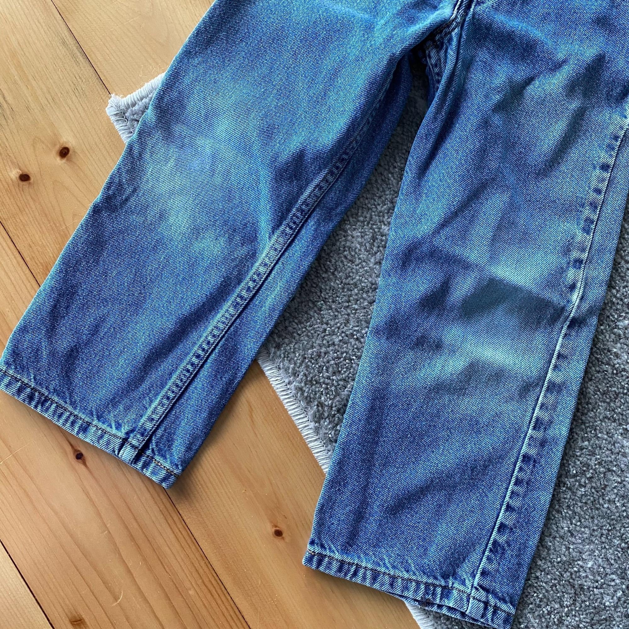 Vintage Levi's 565 Wide Leg Blue Jeans 6