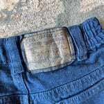 Load image into Gallery viewer, Vintage Levi's Orange Tab Blue Jeans 5T

