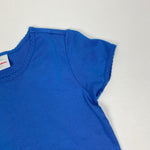 Load image into Gallery viewer, Hanna Andersson Bright Basics Tee Blue 130 cm
