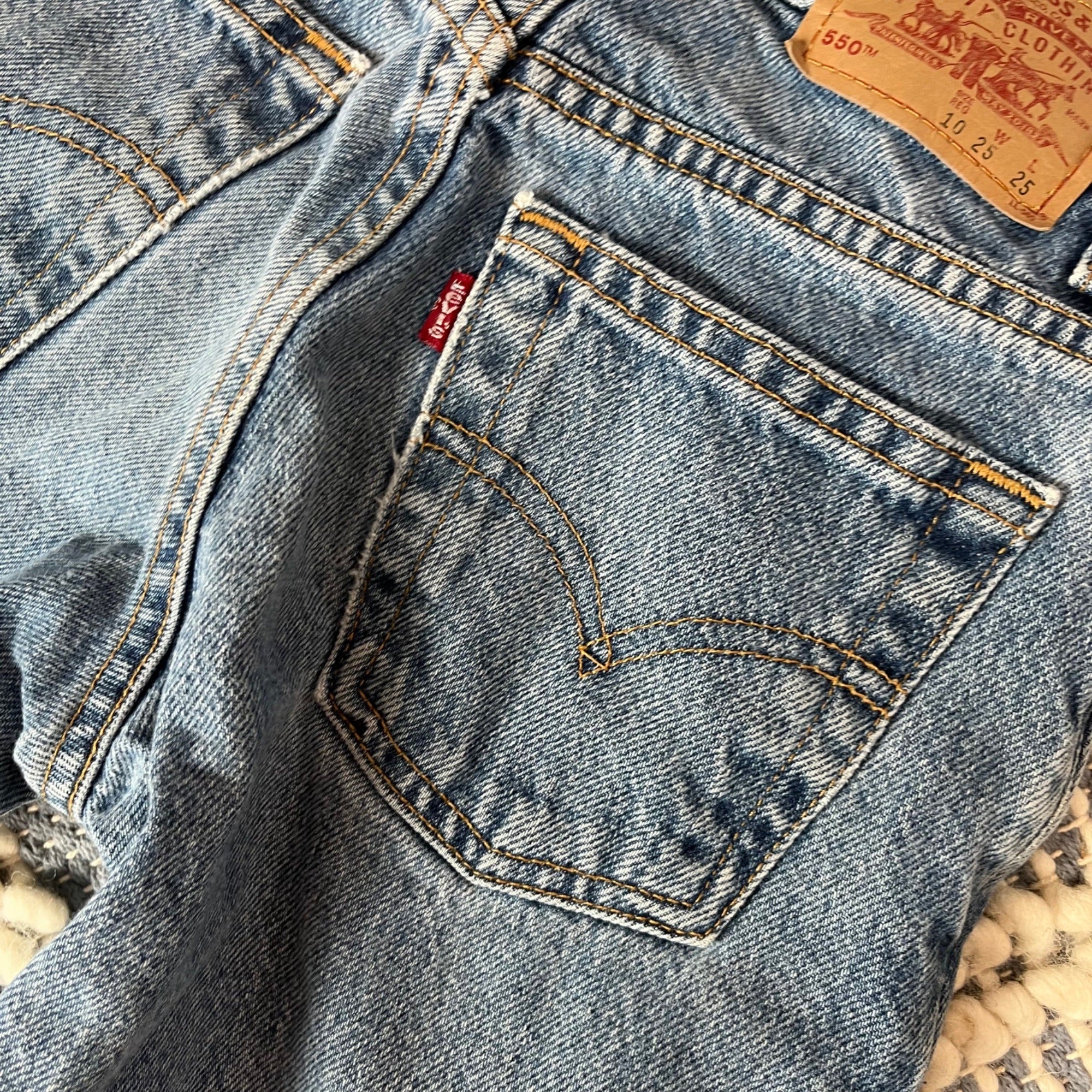 Vintage Levi's 550 Relaxed Fit Jeans 10