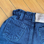 Load image into Gallery viewer, Vintage Levi&#39;s Black Denim Cinched Waist Jeans 4T
