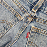 Load image into Gallery viewer, Vintage Levi&#39;s 569 Loose Fit Jeans 4T
